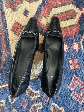 Stuart Weitzman Black Pointed Chain-Trim Flats